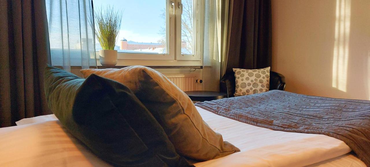Duvan Hotell & Konferens Uppsala Esterno foto